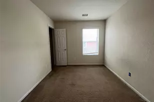 8027 Narrow Brook Way, Houston, TX 77016 - Photo 7