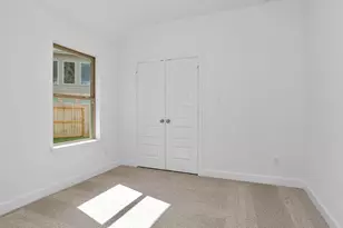 608 Crested Duck Ct, Willis, TX 77318 - Photo 11