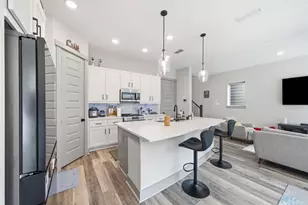 10965 Swang Link Dr, Houston, TX 77043 - Photo 13