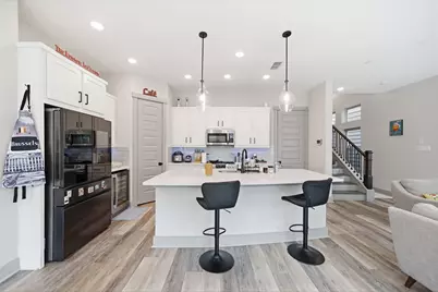 10965 Swang Link Drive, Houston, TX 77043 - Photo 11