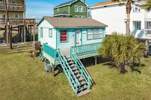 17404 Bristow Dr, Galveston, TX 77554 - Photo 3