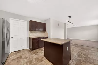 15007 Sugar Sands Drive, Sugar Land, TX 77498 - Photo 17