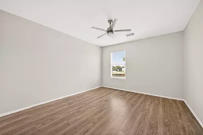 15007 Sugar Sands Drive, Sugar Land, TX 77498 - Photo 31