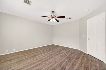 15007 Sugar Sands Drive, Sugar Land, TX 77498 - Photo 35