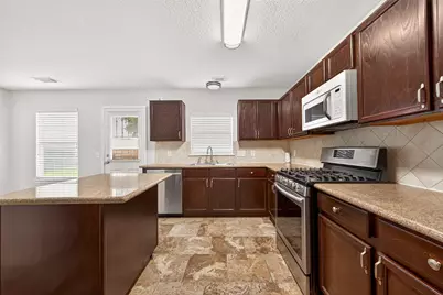 15007 Sugar Sands Drive, Sugar Land, TX 77498 - Photo 19