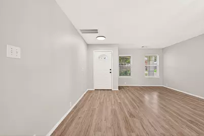 15007 Sugar Sands Drive, Sugar Land, TX 77498 - Photo 5