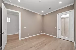 4026 Blossom St, Houston, TX 77007 - Photo 5
