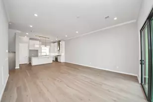 4026 Blossom St, Houston, TX 77007 - Photo 11