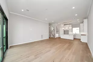 4026 Blossom St, Houston, TX 77007 - Photo 9
