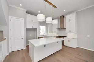 4026 Blossom St, Houston, TX 77007 - Photo 13