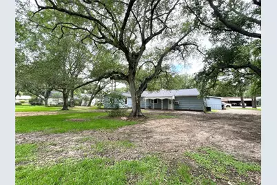 2206 Nancy Lou Street, El Campo, TX 77437 - Photo 31