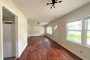 2206 Nancy Lou St, El Campo, TX 77437 - Photo 11