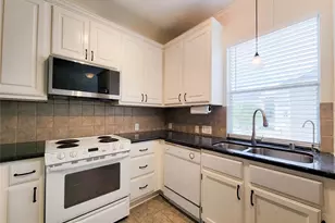 3010 La Branch St, Houston, TX 77004 - Photo 21