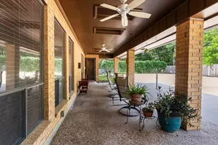 120 Hickory St, Huntsville, TX 77320 - Photo 13