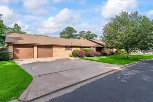 120 Hickory St, Huntsville, TX 77320 - Photo 3