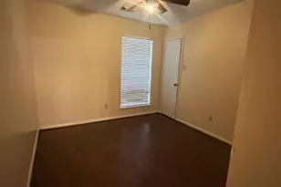 4823 Pecan Grove Dr, Pearland, TX 77584 - Photo 9