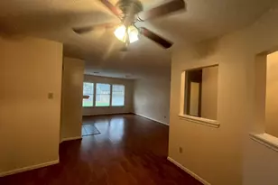 4823 Pecan Grove Dr, Pearland, TX 77584 - Photo 5