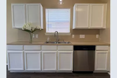 1411 Hallcroft Ln Lane, Houston, TX 77073 - Photo 5