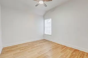 1918 Supplejack Ct, Sugar Land, TX 77479 - Photo 15
