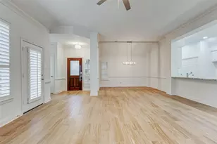 1918 Supplejack Ct, Sugar Land, TX 77479 - Photo 5