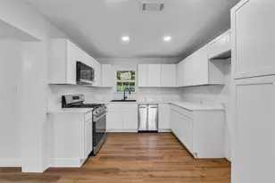 1913 41st Ave N, Texas City, TX 77590 - Photo 15