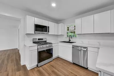 1913 41st Avenue N, Texas City, TX 77590 - Photo 17