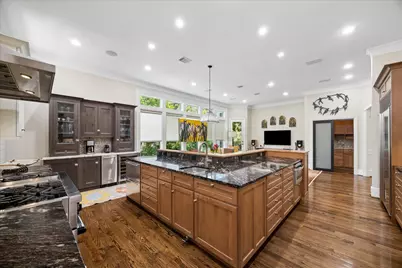 207 Briar Oaks Cove, Houston, TX 77056 - Photo 15