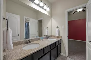 2033 Brodie Ln, Conroe, TX 77301 - Photo 33