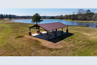 15422 Forest Grove Drive, Willis, TX 77378 - Photo 11