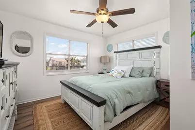 4039 San Jacinto Drive, Galveston, TX 77554 - Photo 23