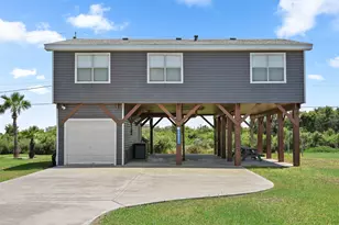 4039 San Jacinto Dr, Galveston, TX 77554 - Photo 5