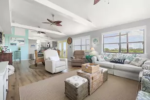4039 San Jacinto Dr, Galveston, TX 77554 - Photo 15