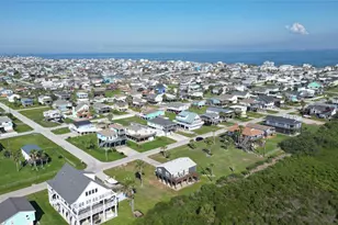 4039 San Jacinto Dr, Galveston, TX 77554 - Photo 3
