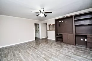 13074 Trail Hollow Dr, Houston, TX 77079 - Photo 13