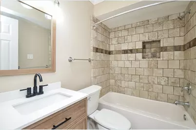 13074 Trail Hollow Drive #3074, Houston, TX 77079 - Photo 31