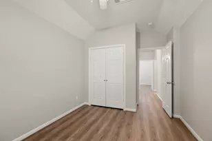 8726 Headstall Dr, Tomball, TX 77375 - Photo 5