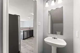 1010 Willow W Dr, Houston, TX 77073 - Photo 17