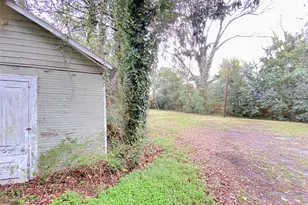 223 E Robert Toombs Ave, Washington, GA 30673 - Photo 43