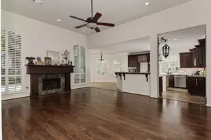67 N Old Cedar Cir, The Woodlands, TX 77382 - Photo 7