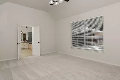 67 N Old Cedar Circle, The Woodlands, TX 77382 - Photo 15