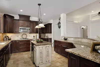 67 N Old Cedar Circle, The Woodlands, TX 77382 - Photo 11