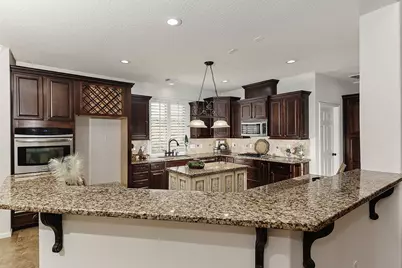 67 N Old Cedar Circle, The Woodlands, TX 77382 - Photo 9