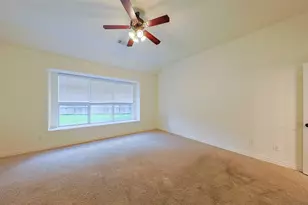 403 Woodpecker Forest Ln, Conroe, TX 77384 - Photo 17