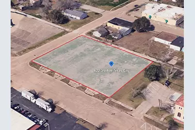 622 3rd Avenue N, Texas City, TX 77590 - Photo 1