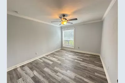 7303 Gulf Freeway #903, Houston, TX 77017 - Photo 5