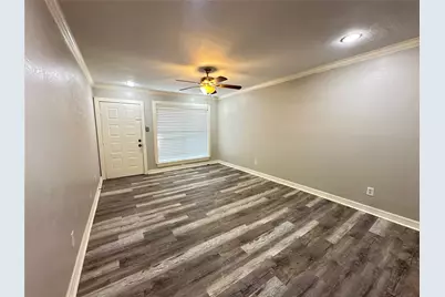 7303 Gulf Freeway #903, Houston, TX 77017 - Photo 3