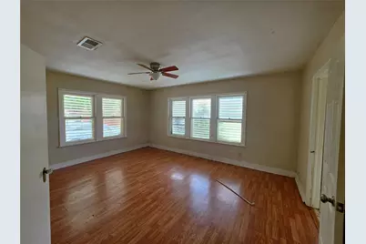 5011 Avenue N 1/2, Galveston, TX 77551 - Photo 11