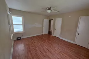 5011 Ave N 1/2, Galveston, TX 77551 - Photo 15