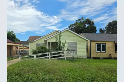 5011 Avenue N 1/2, Galveston, TX 77551 - Photo 1
