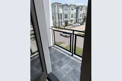 1103 W 15th 1/2 Street #A, Houston, TX 77008 - Photo 17